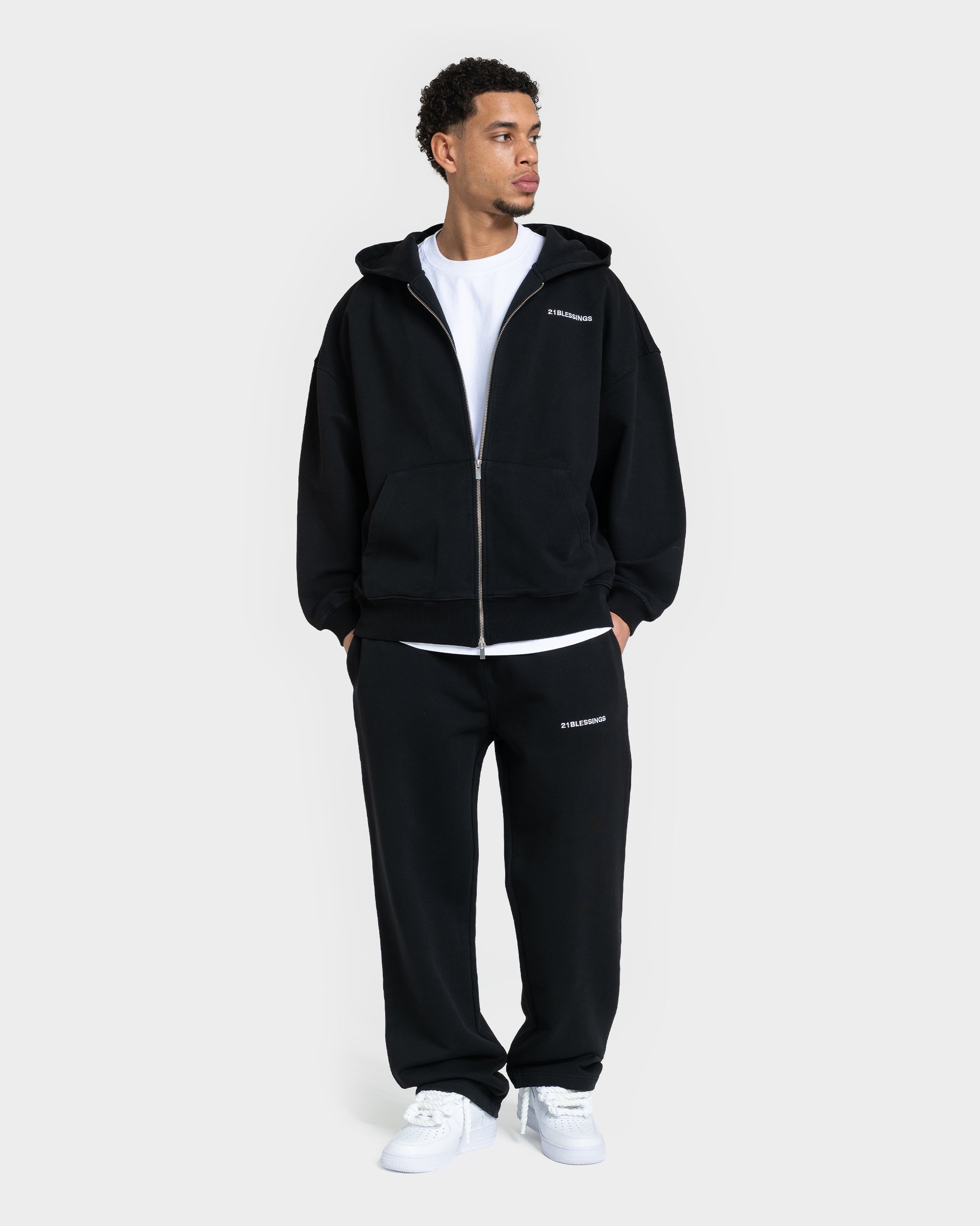 PLAINZ ZIP HOODIE
