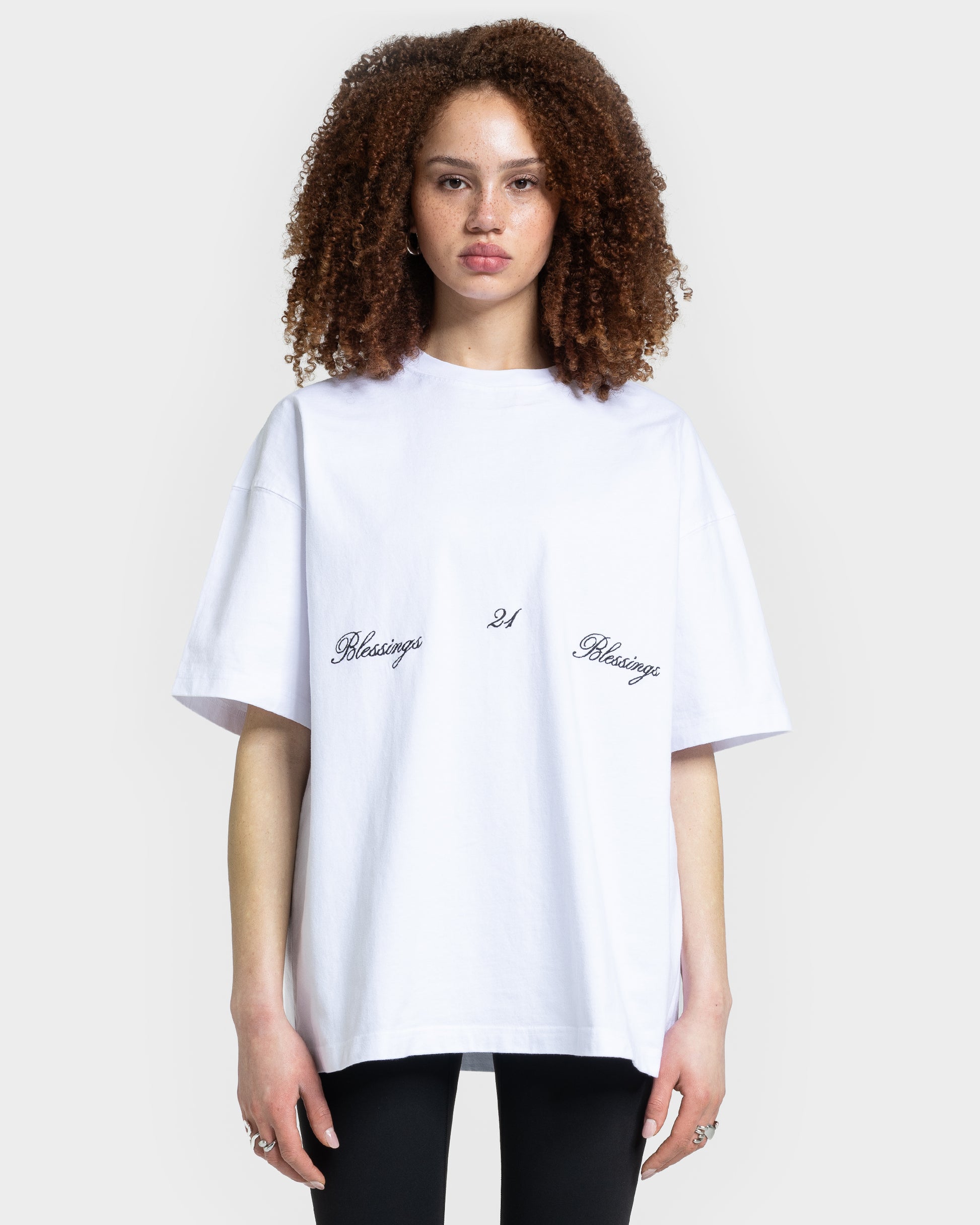 SIGNATURE TEE