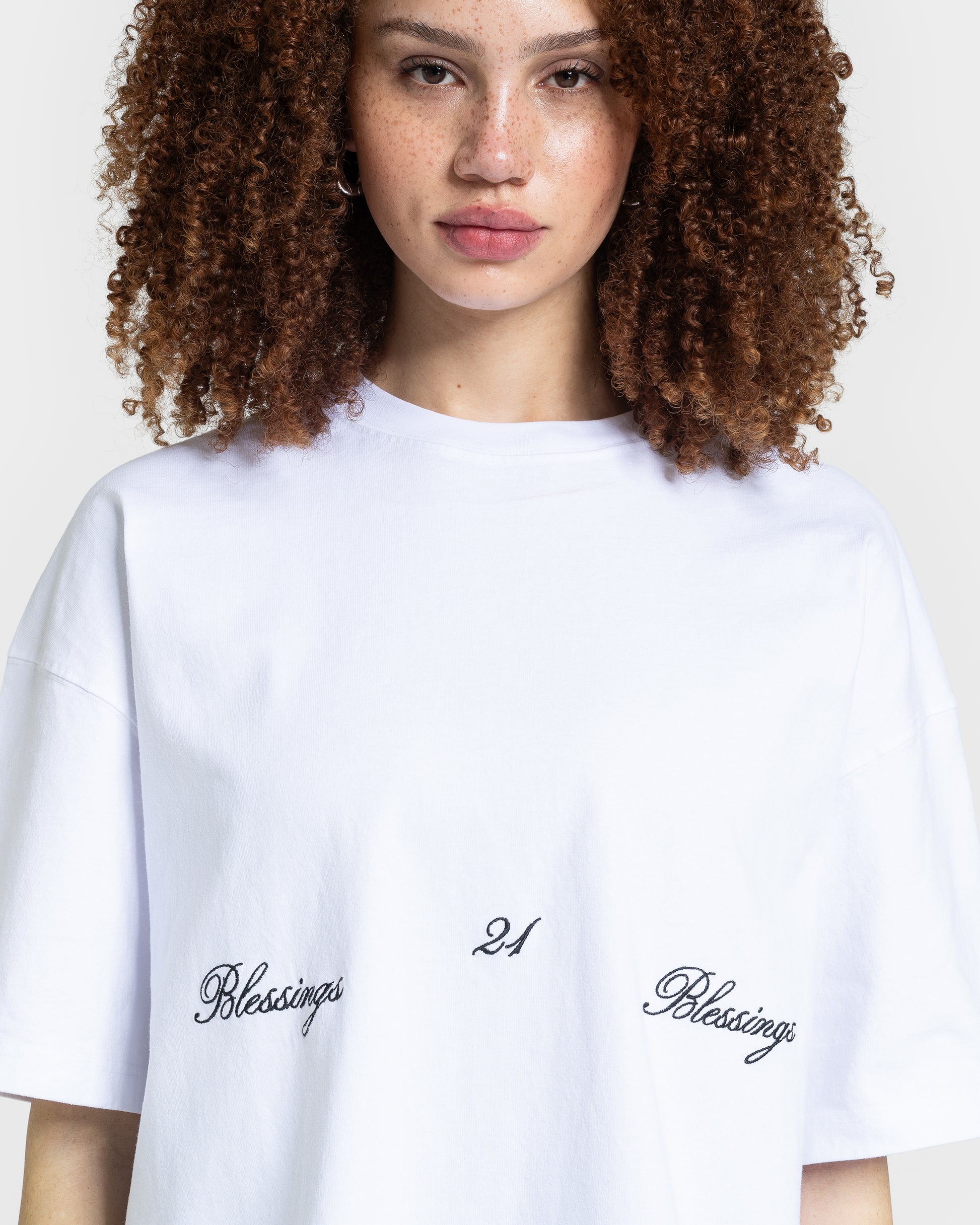 SIGNATURE TEE