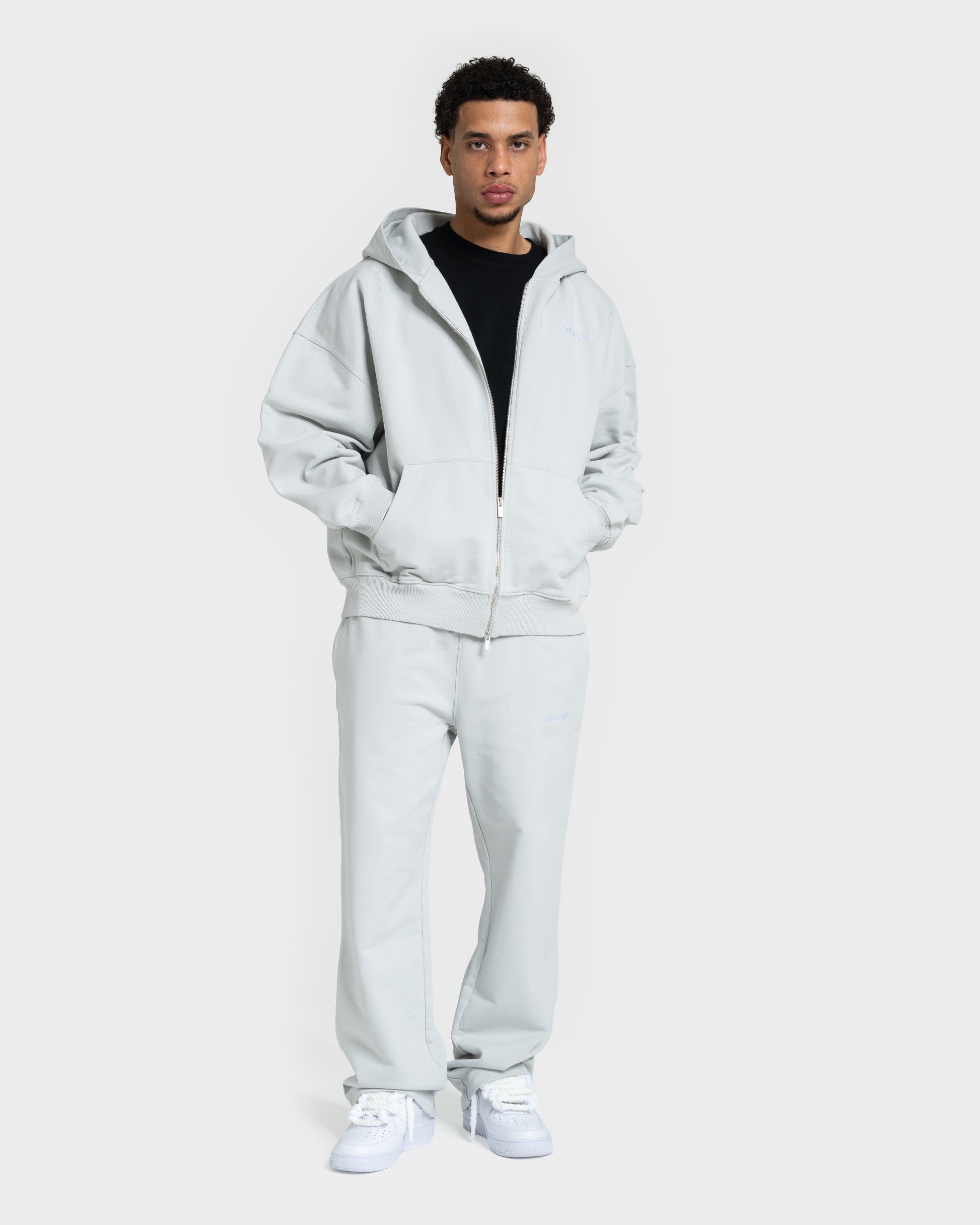 PLAINZ ZIP HOODIE